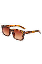 Load image into Gallery viewer, Flat Rectangle Retro Vintage Fashion Sunglasses

